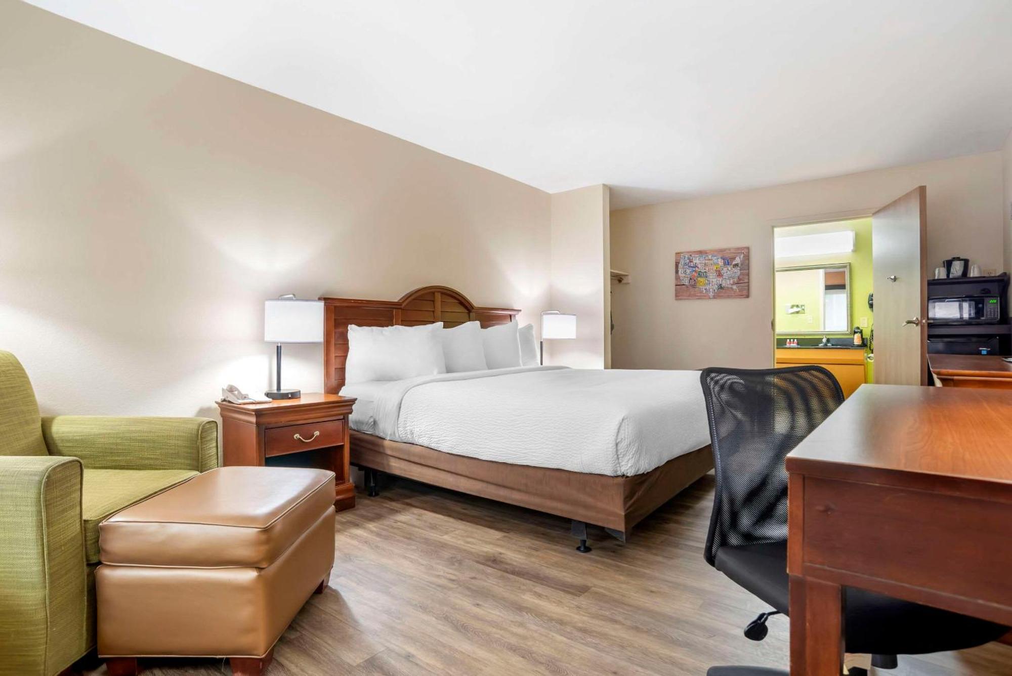 Econo Lodge Moss Point - Pascagoula Экстерьер фото